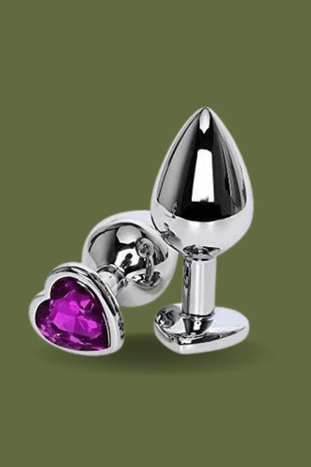 Metallic-anal-plug-with-a-purple-heart